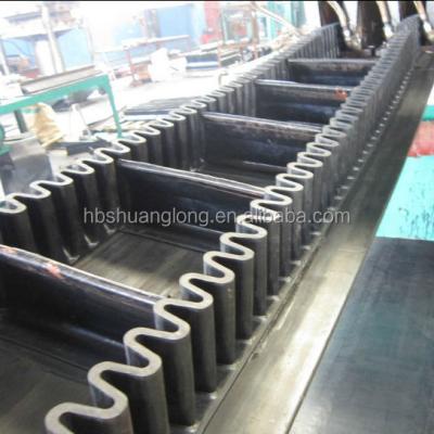 China Slip Resistant Wave Shape Raised Edge Sidewall Block Rubber Conveyor Belt for sale