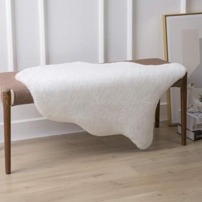 China Washable Home Decoration Heavy Suede Backing Cozy Plush Blanket Soft Rabbit Fur Blanket for sale