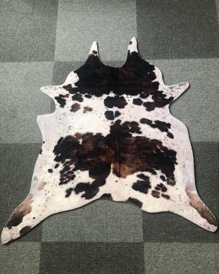 China Modern Good Price Promotion Blanket Washable Cowhide Animal Printing For Living Room Hide Fur Blankets for sale