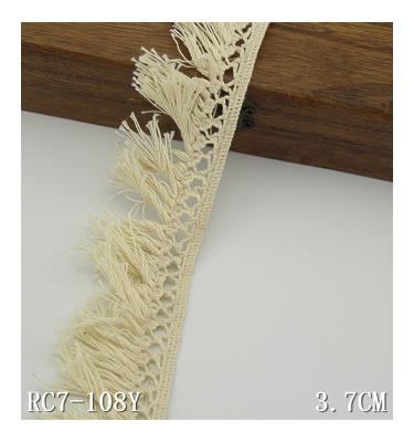 China Viable Creamy White Cotton Fringe Tassel Lace Trim for sale