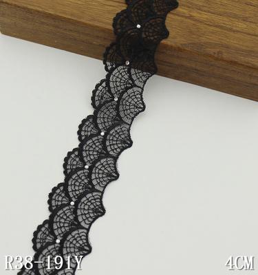 China Viable Black Beaded Lace Ribbon Helix Shaped Lace Trimming for sale