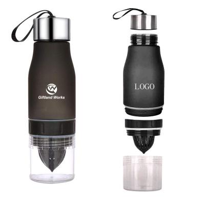 China Sustainable Lemon Water Bottle Fruit And Lemon Infuser Water Cup Sports Bottle for sale