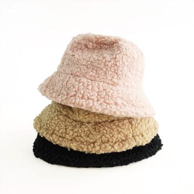 China 2021 New Winter Trend Women's Teddy Lamb Wool Cute Fashion Warm Plush Fur Wholesale Checked Outdoor Fisherman Hat Bucket Hats for sale