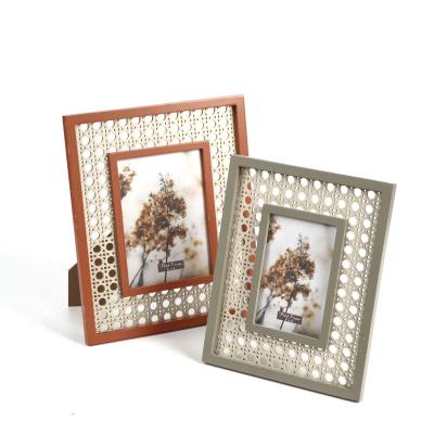 China Hot Selling MDF Support Sample Customized Material MDF Wedding Photo Frame for sale