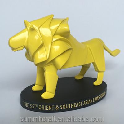 China Automotive Custom Design VIP Lion Figure Luxury Corporate Gift for sale