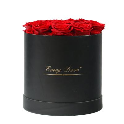 China Wedding Valentine's Day Gifts Yunnan Supply Eternal Forever Preserved Roses 12 Decoration And Flower Head In Acrylic Gift Box For Wedding Or Valentine's Day Gifts for sale