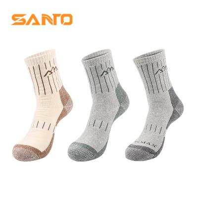 China Custom Logo Wholesale Outdoor Mountaineering Socks Breathable Sport Running Compression Socks Cotton For Men for sale