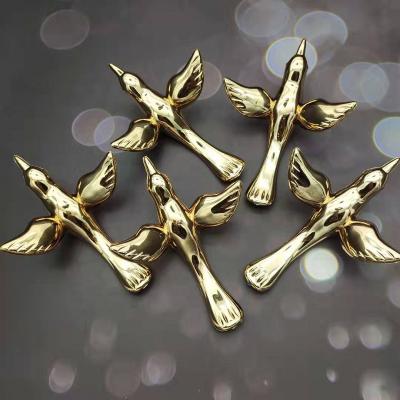 China European Gold and Silver Acrylic Decor Hummingbird Birds Ceiling Ornament Hanging Pendant for Christmas Tree Wedding Decorations for sale