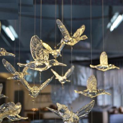 China European Wedding Props New Ribbon Birds Hanging Acrylic Hummingbird Acrylic Aerial Ceiling Decoration For Wedding Decoration for sale