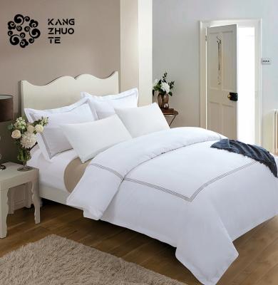 China Non-Toxic Satin Embroidered Fabric Non-Toxic White Customizable Fitted Sheet Pillowcase Bedding Set for sale