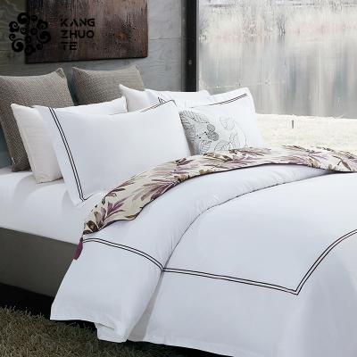 China Wholesale Non-Toxic Stripe Non-Toxic Simple Border Style Multi-size White Embroidered Bedding Set for sale