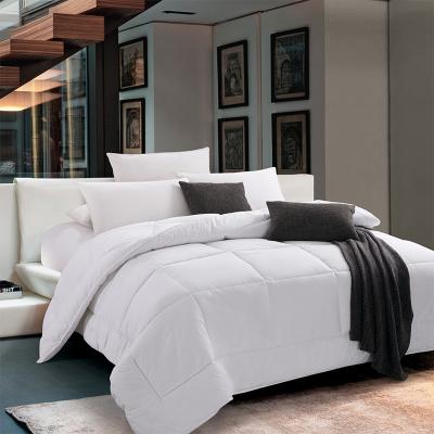 China Other Manufacturer Custom Machine Washable Microfiber Fill All-Season Polyester Comforter Duvet for sale