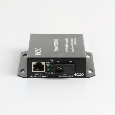 Chine Port industriel de GE RJ45+1 GE FX du convertisseur 1 de médias de fibre de Hioso pour la distance de caméra d'IP de réseau facultative à vendre