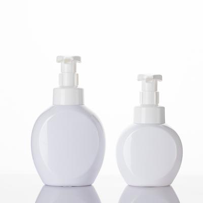 China GUANGZHOU SHUNXU Pet 250ml Plastic Foam Pump Cosmetic Empty White Flat Dispenser Bottle Foaming Hand Soap Bottle For Sale for sale