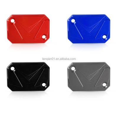 China Motorcycle Accessories Aluminum CNC Front Rear Brake Fluid Reservoir Cover For APRILIA SRMAX300 SRMAX250 2020 2019 2018 for sale