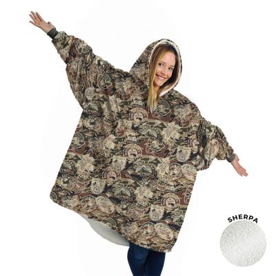 China Outdoor Anti-Pull Yutong Stickers Camouflage Pattern Flannel Hoodie Cover Warm Soft Long Dress With Sleeves Pocket Large Velvet Thick Blanket for sale