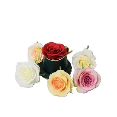 China Silk+plastic artificial flower bridal wedding bouquet simulation rose bouquet home decoration flower for sale