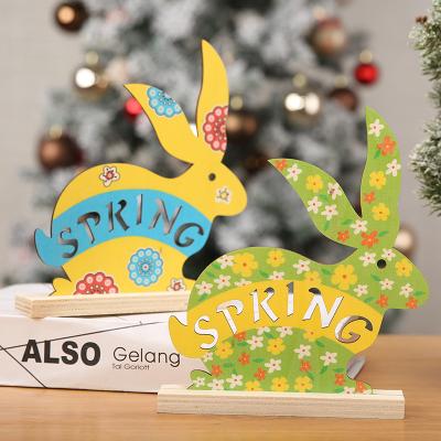 China Nice Woodwork 2022 Wooden Easter Decoration Fashion Living Room Decoration Happy Easter Bunny Party Decoration for sale