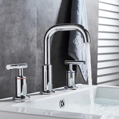 China Thermostatic Chrome Deck Mounted Basin Sink Faucet Double Handle 3 Holes Bathroom Basin Mixer Taps Chrome Side Mount Tub Faucet Spout Along for sale