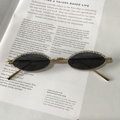 China Luxury K32907 Vintage Diamond Small Oval Steampunk Sun Glasses Women Brand Sunglasses HBK 2019 Fashion Sunglasses for sale