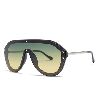 China 2019 Fashion Sunglasses HBK K32442 Vintage Pilot Oversized Sunglasses Men Women Big Frame Shade Sun Glasses for sale