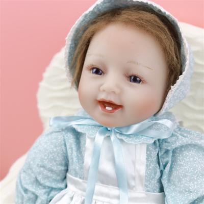 China Changing Cloth Morden Fashion Silky Golden Blonde Hair Huggable Body Real Life Size Newborn Dolls for Kids for sale