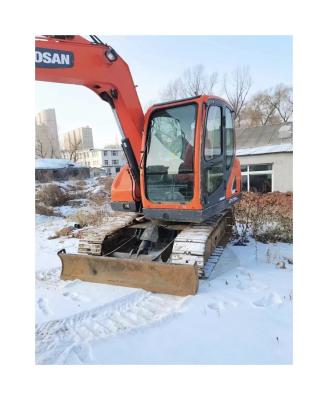 China Quality Guaranteed Unique Popular Product Japan Used Mini Medium Excavator Crawler 0.3mÂ ³ for sale