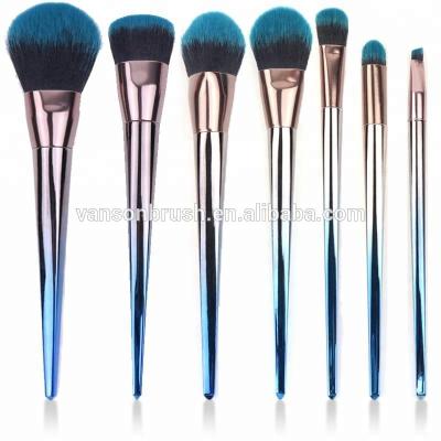 China Angular Blush Long Handle Logo Makeup Brush Set Custom 7pcs Makeup Brushes Synthetic Hair for sale