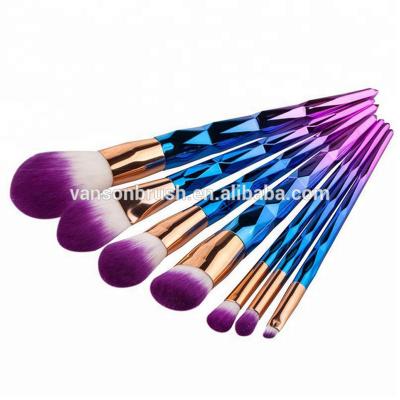 China Angular Blush OEM Diamond Handle Makeup Brush Rainbow Color 7pcs Vegan Makeup Brush Set for sale