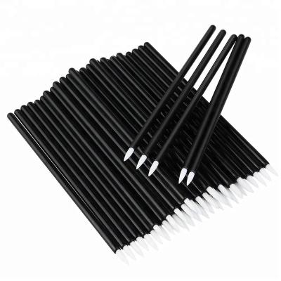 China 50 Pack White Assembled Disposable Eyeliner Brush Skin Friendly Applicator Tip Cosmetic Eye Wands for sale