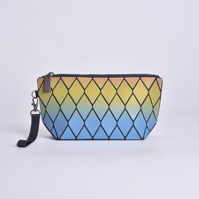 China New Handmade Custom Neoprene Makeup Bag Waterproof Wholesale Travel Make Up Bag Beauty Zipper OEM Cosmetic Bags For Women for sale