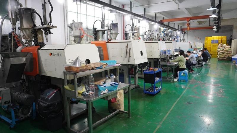 Verified China supplier - Shenzhen Zhongda Plastic Mould Co., Ltd.