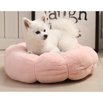 China 2021 Portable ZMaker Fuzzy Donut Pet Bed For Cat And Dog Pet Cave Travel Travel Bed Room Eco Pet Bed for sale