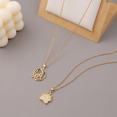 China Hot Selling Simple Design Fashion Jewelry Micro CZ Pave18 Gold Plated Panther Bear Footprint Pendant Chain Necklace CLASSIC for sale