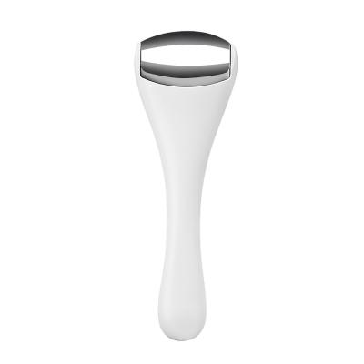 China Cellulite Reduction Small Size Hand Held Skin Tightening Eye Face Massage Roller for sale