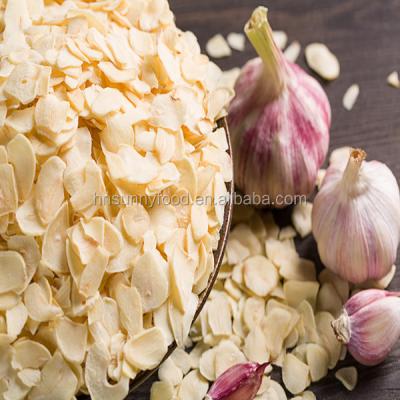 China Factory Fresh Export China Cheap Price Brand Gralic Dried Garlic Flakes Garlic for sale