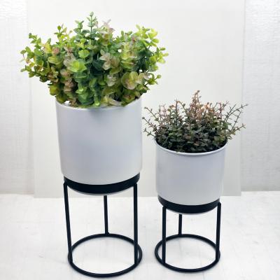 China Small Industrial Style Animal Garden Plant Pots Metal Flower Pots For Decoration Indoor Outdoor Wholesale for sale