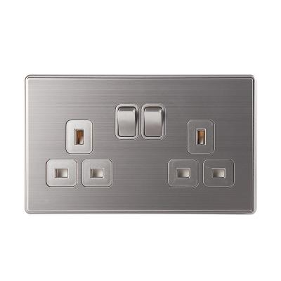 China Residential / General Purpose Dual Socket 13 A BS Wall Outlet With Switch 13 A Wall Switch BS Standard for sale