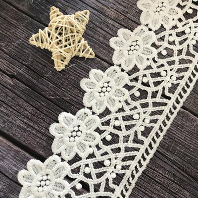 China Water Soluble White 100% Polyester Embroidery Lace Non-elastic Selling for sale