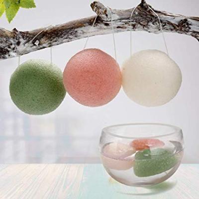 China All Natural Direct Selling 2-Piece Customizable Set Organic Konjac Sponge Bamboo Charcoal Kid Friendly for sale