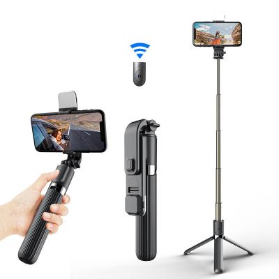 China Multifunctional Selfie Stick L03s 3 in 1 Selfie Stick All in One with Led Fill Remote Control Light Mobile Phone Selfie Stick Tripod for sale