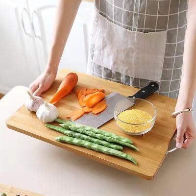 China Viable High Quality Bamboo Wood Rectangle Size Perfect Cutting Board With Juice And Gravy Groove for sale