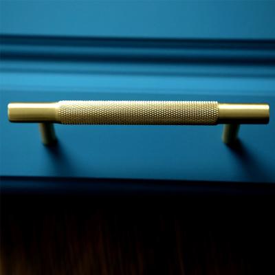 China Modern Exquisite Brass Modern Light Luxury Wardrobe Cabinet Door Handle Wardrobe Cabinet Export To Europe Double Hole Handle for sale