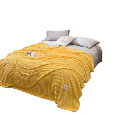 China Amazon Hot Sales Anti-pilling Flannel Warm Feeling Bed Blanket, Bedspread, Blanket, Colorful Solid For Home Car Use for sale