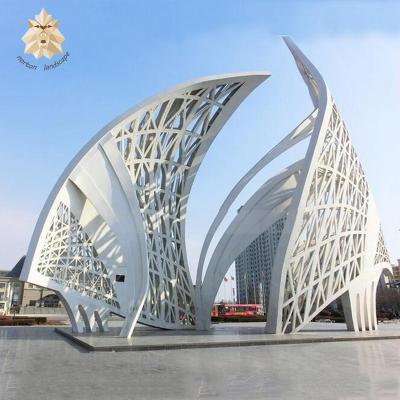 China Europe Large Outdoor Metal Mirror Polished Stainless Steel Fish Sculpture NTS-014A for sale