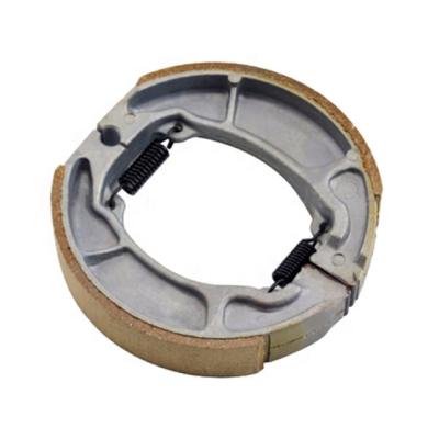 China PCX leather and aluminum 125 motorcycle brake shoe 150 brake shoes motorcycle spare parts for sale