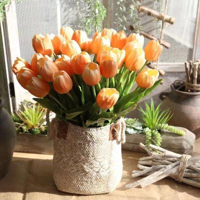 China Wholesale Touch Natural High Quality Real Touch Artificial Tulip Artificial Flower For Home Decoration for sale