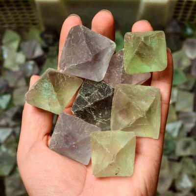 China China Stone Octahedral Fluorite Fluorite Natural Bulky Crystal Rough Quartz Stone Wholesale Fluorite for sale