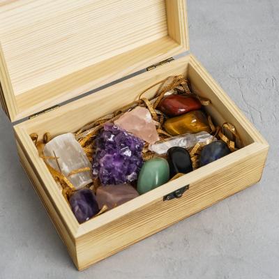 China Wooden Box 7 Wholesale High Quality Wooden Box 7 Tiger Eye Amethyst Jasper Group Red Selenite Stick Chakra Crystal Starter Kit Tiger for sale