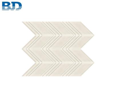 China Modern Decorative Chevron Art Glass Mosaic Wall Tiles for sale